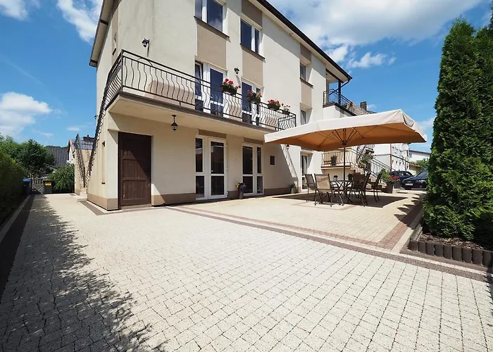 Avangarda - Gościnne Pensjonat 3*